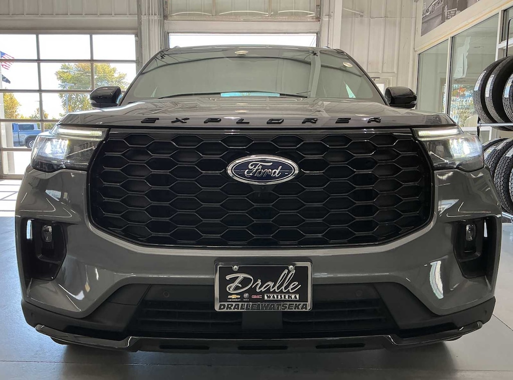 Used 2025 Ford Explorer ST-Line