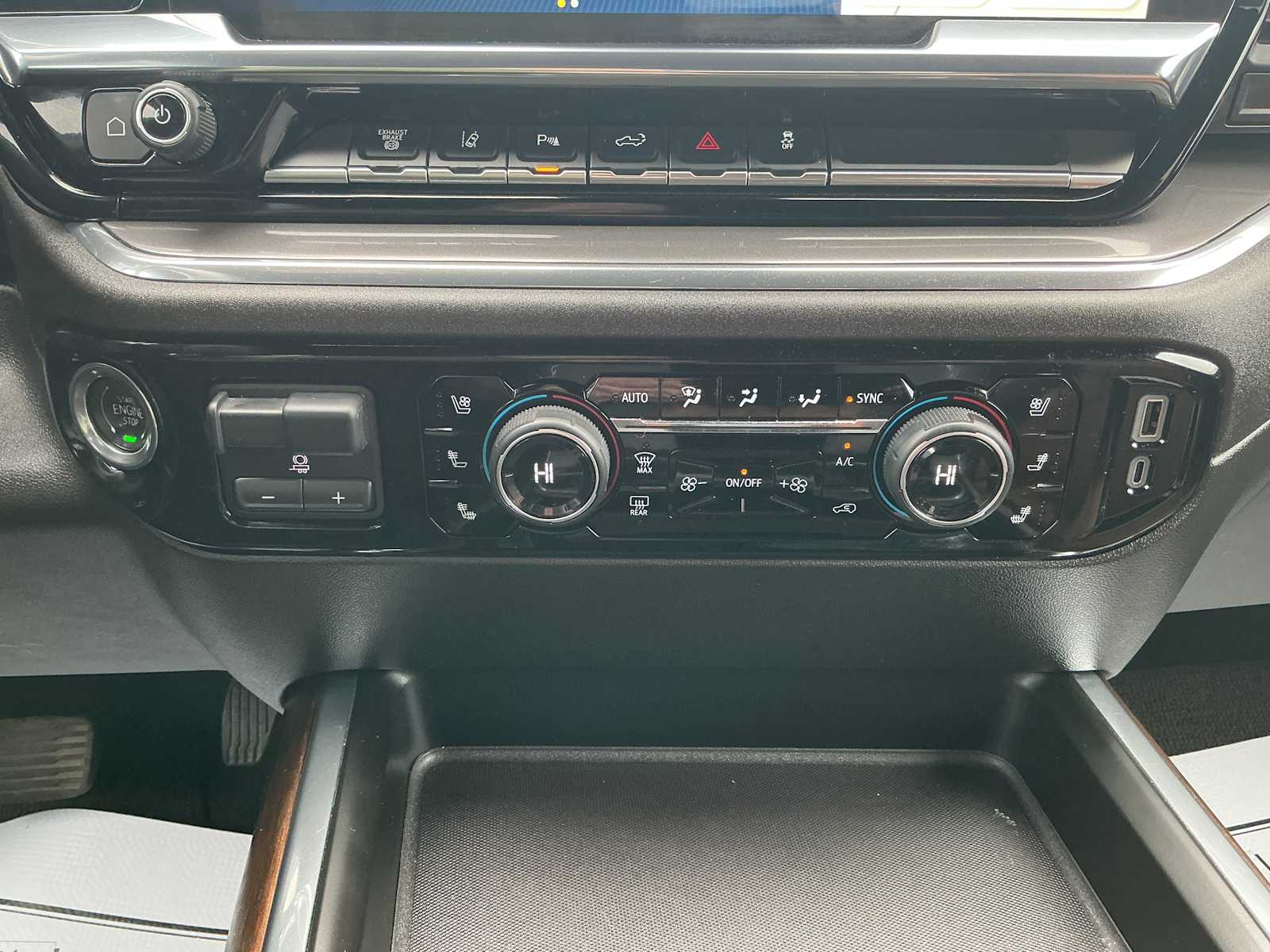 2024 Chevrolet Silverado 3500HD High Country - Photo 14