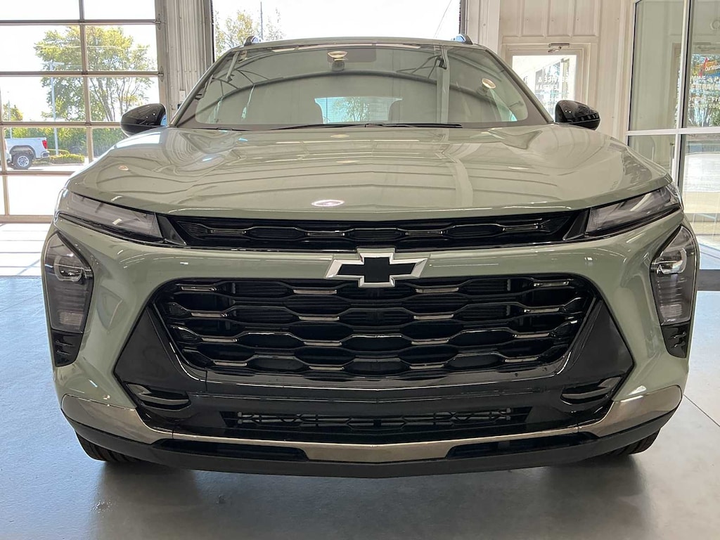 New 2025 Chevrolet Trax Activ SUV