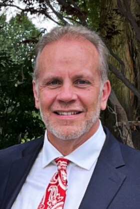Staff member JOHN DRALLE from ID_c1da09d93c97
