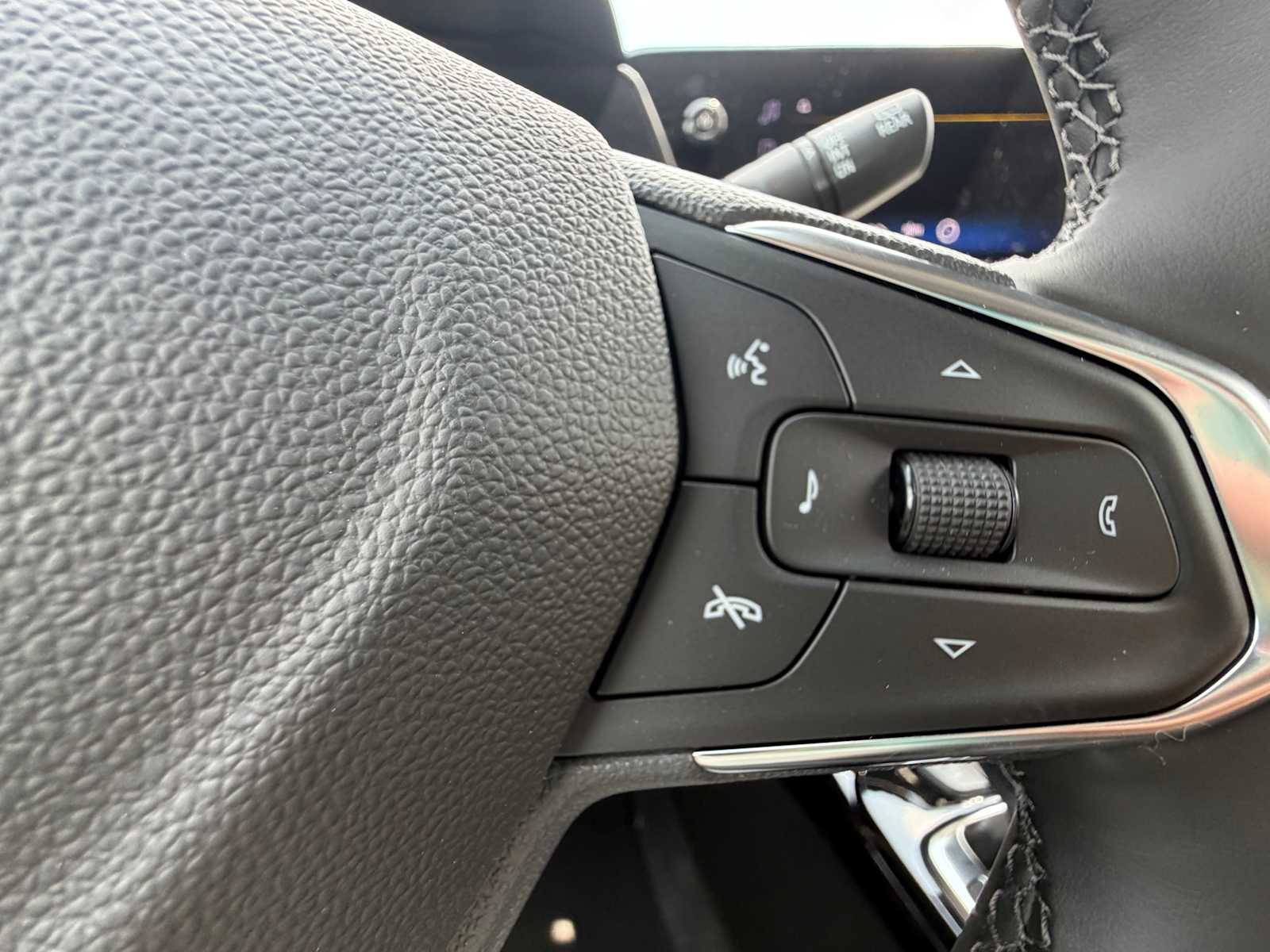 2026 Chevrolet Trax LT - Photo 11