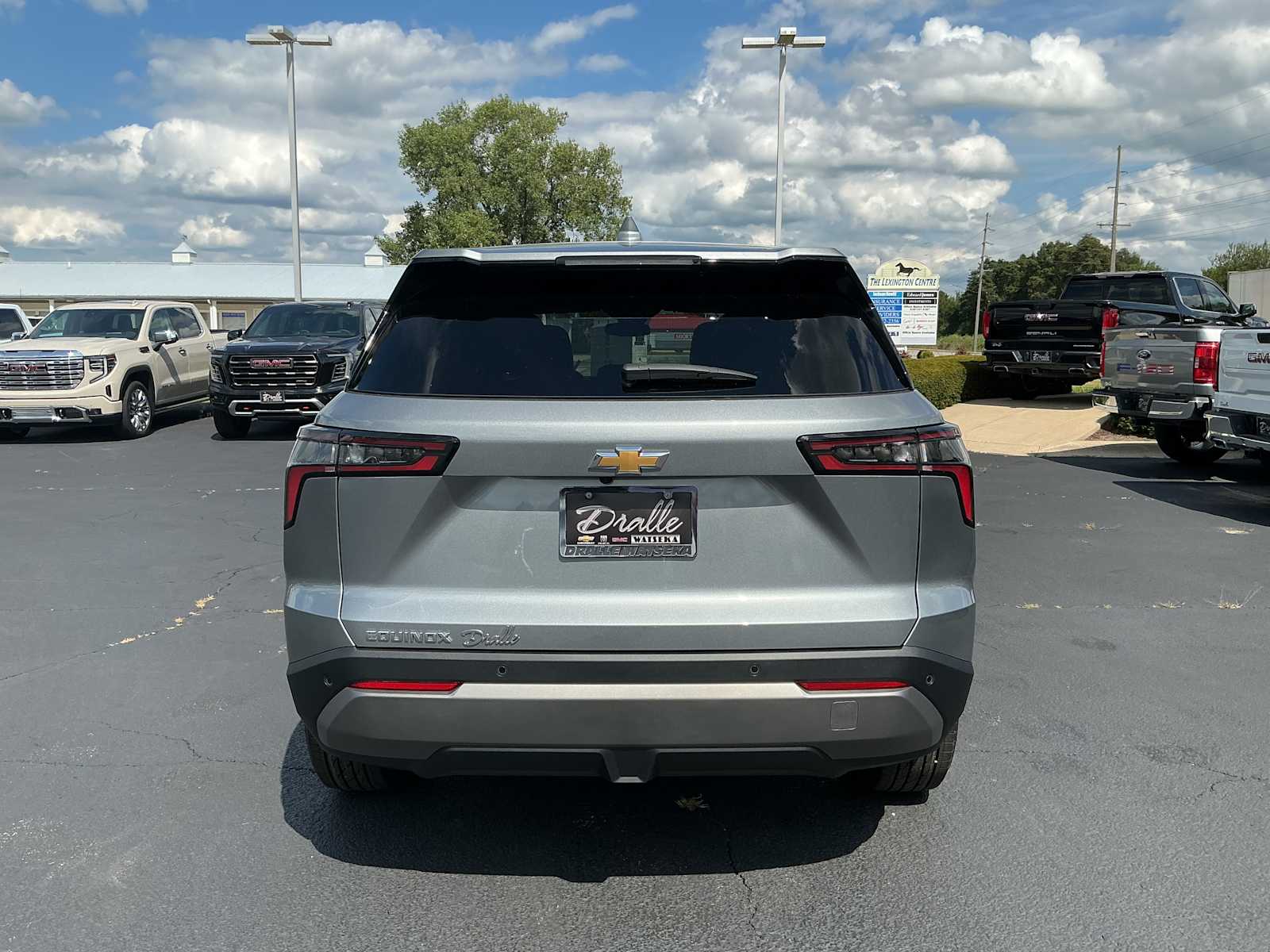 2027 Chevrolet Equinox LT - Photo 6