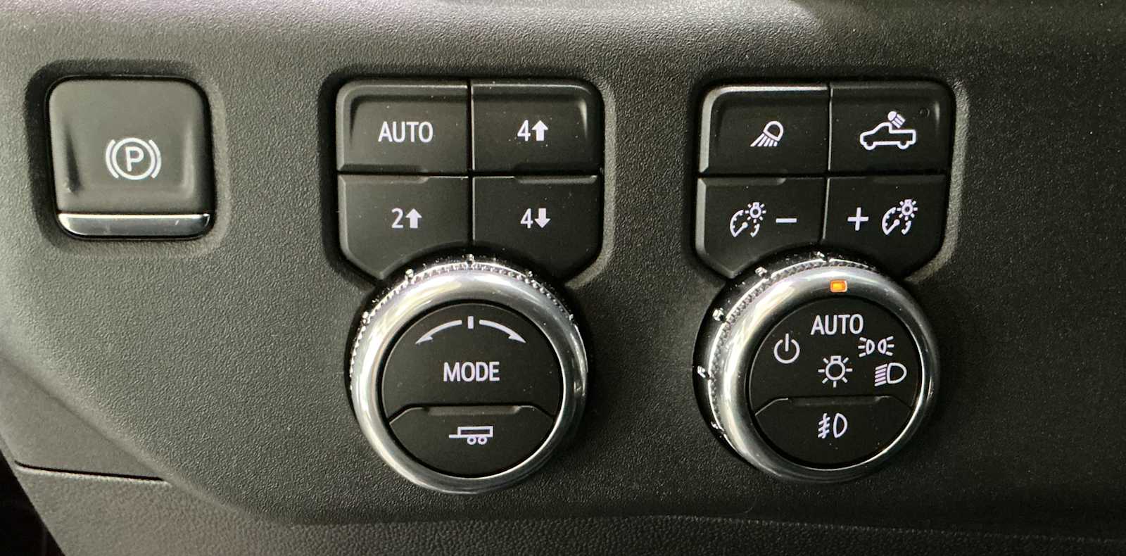 2026 GMC Sierra 2500HD SLT - Photo 18