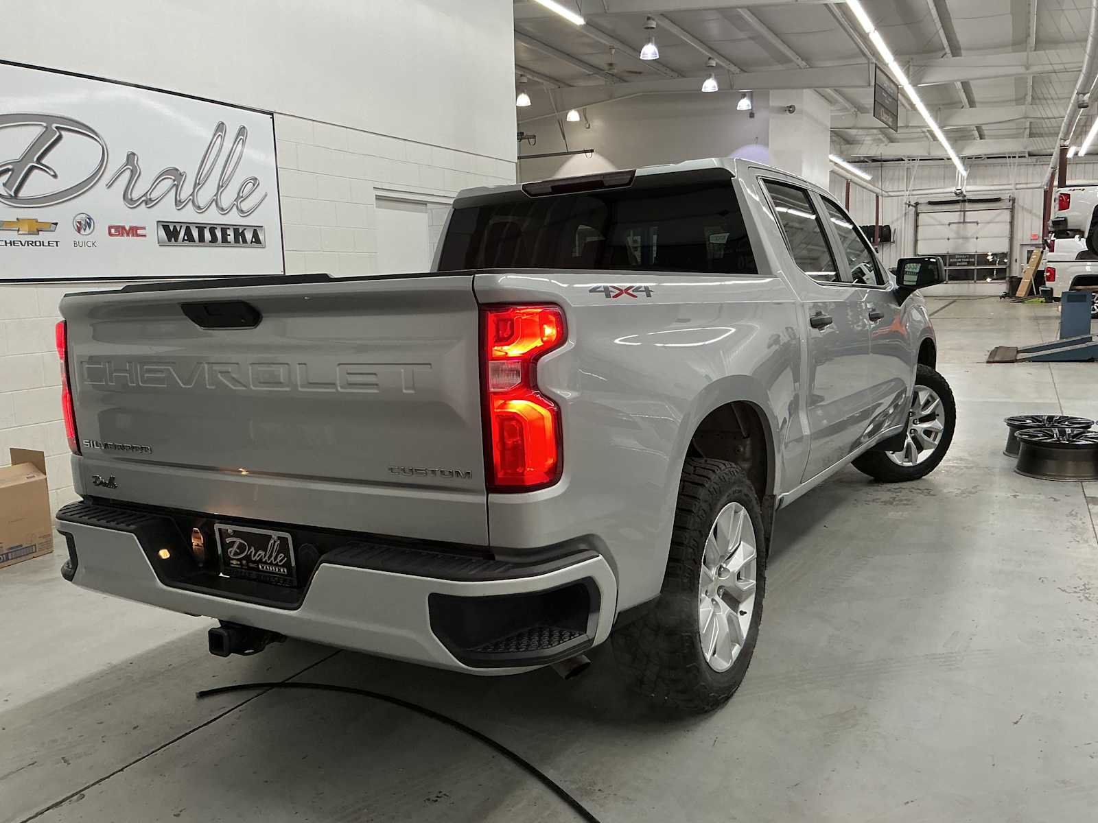 2021 Chevrolet Silverado 1500 Custom photo 4