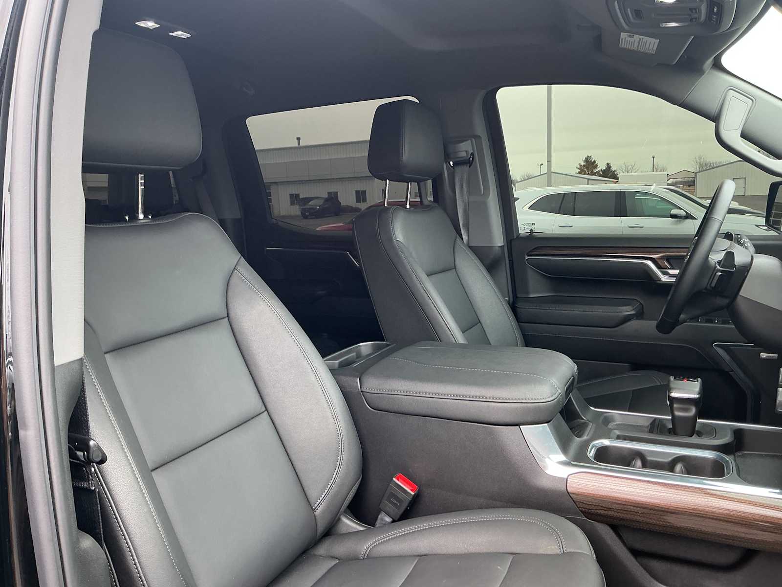 2025 Chevrolet Silverado 1500 LT Trail Boss - Photo 27
