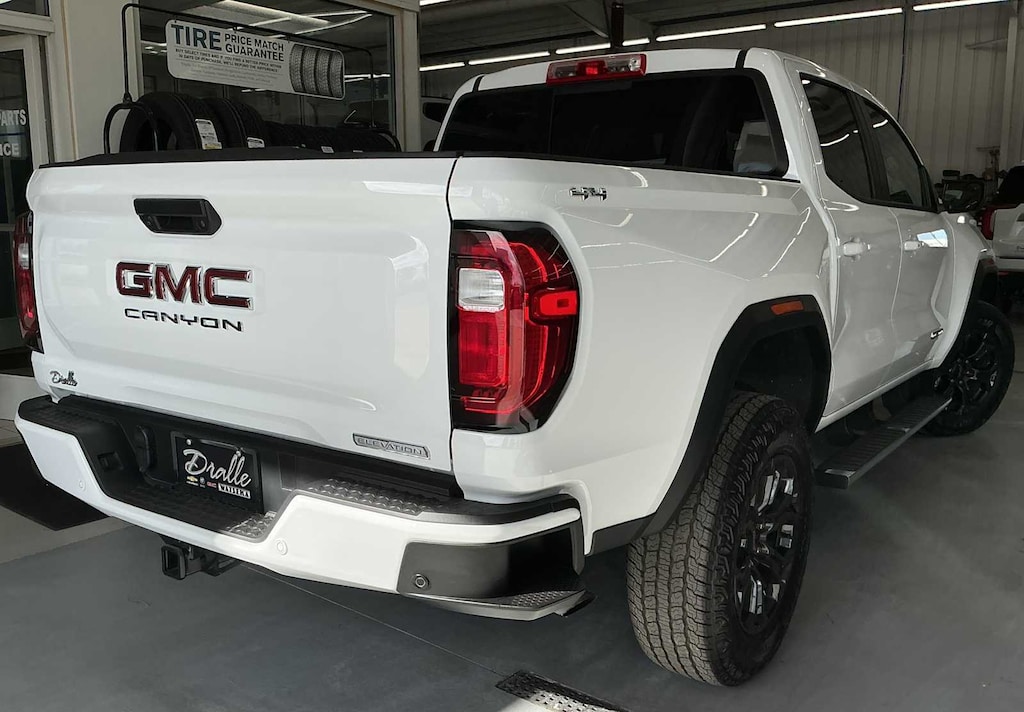 Used 2025 GMC Canyon Elevation Truck