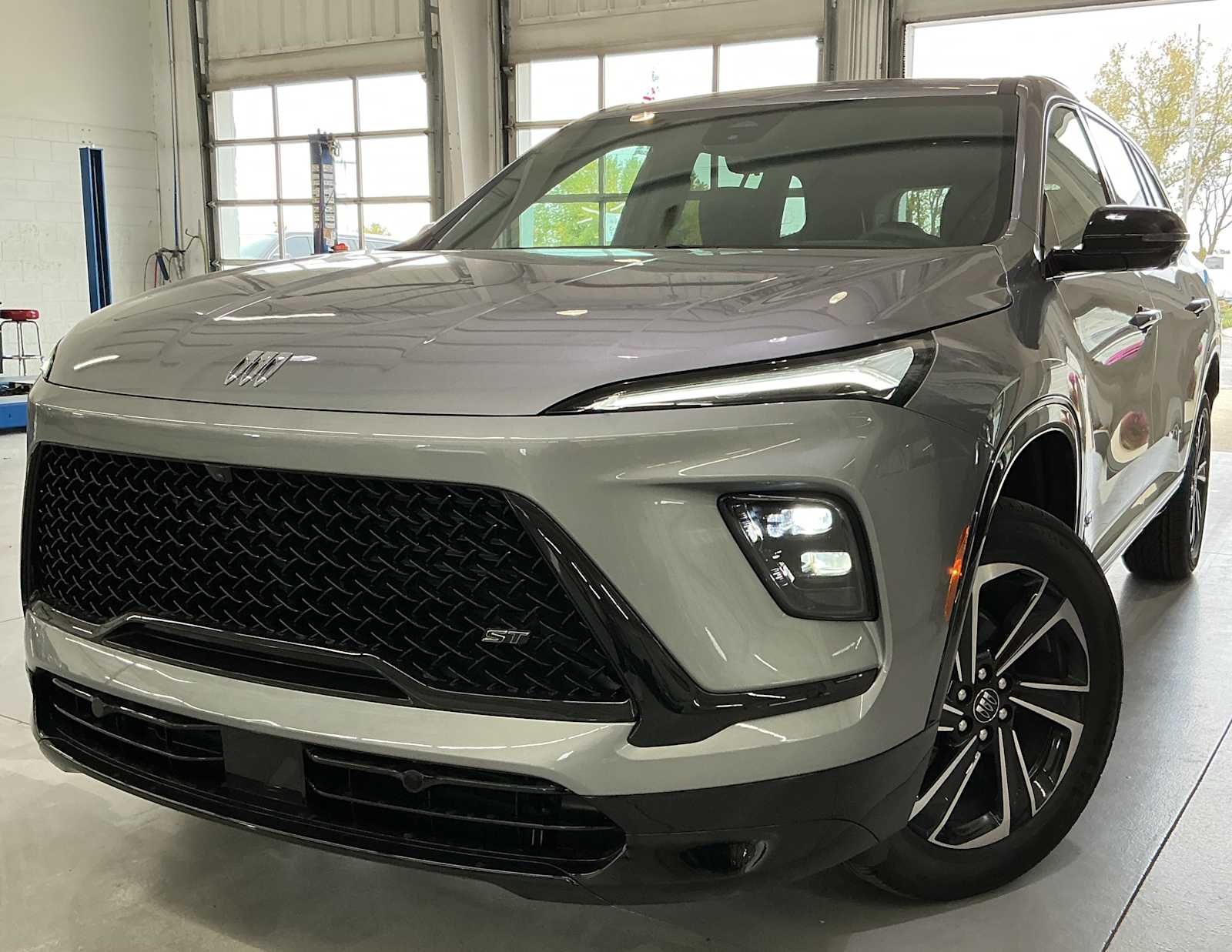 2026 Buick Enclave Sport Touring - Photo 3