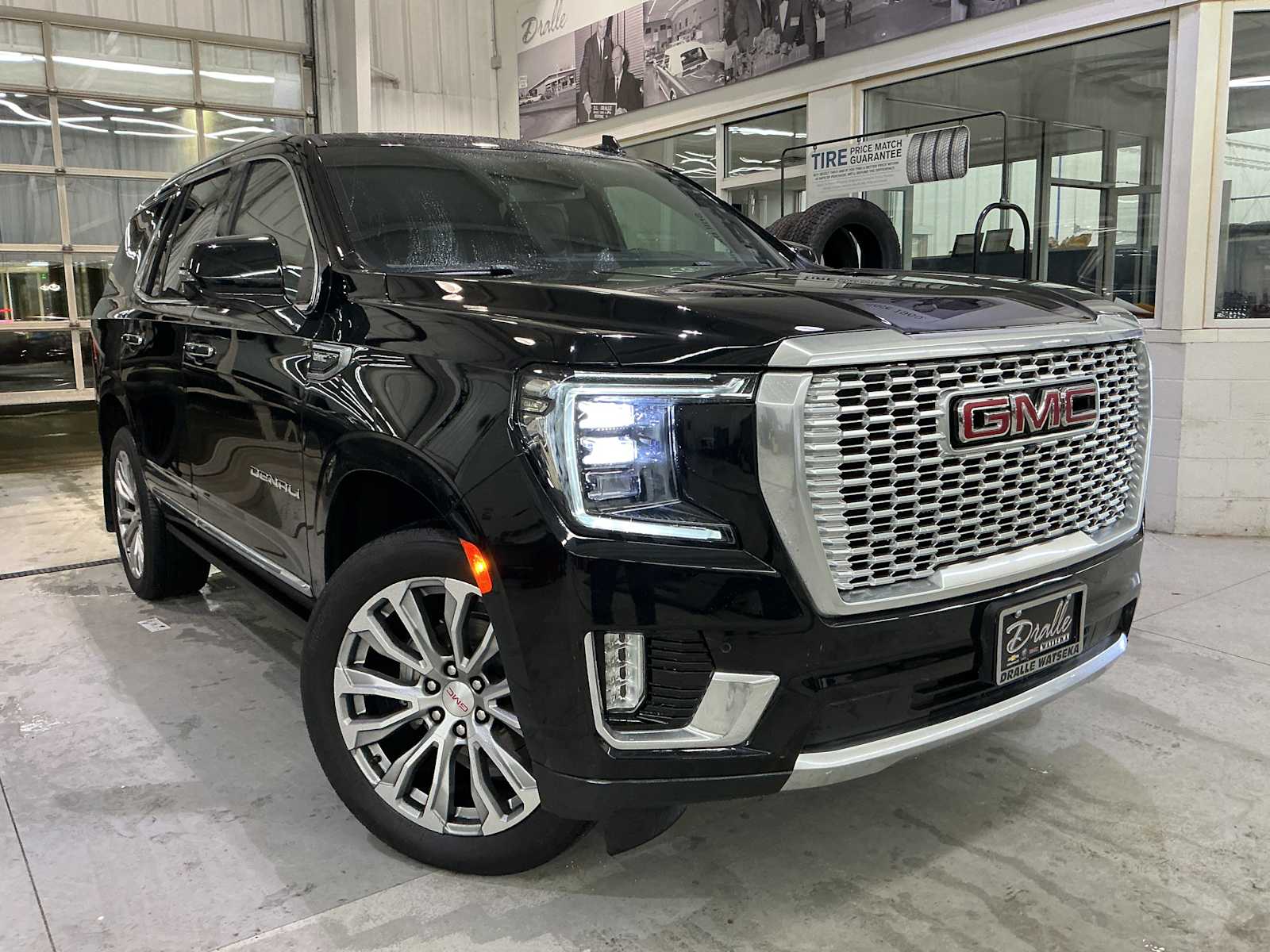2023 GMC Yukon Denali's photo
