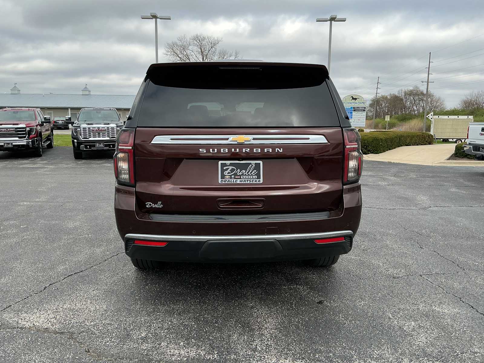 2023 Chevrolet Suburban LS - Photo 6