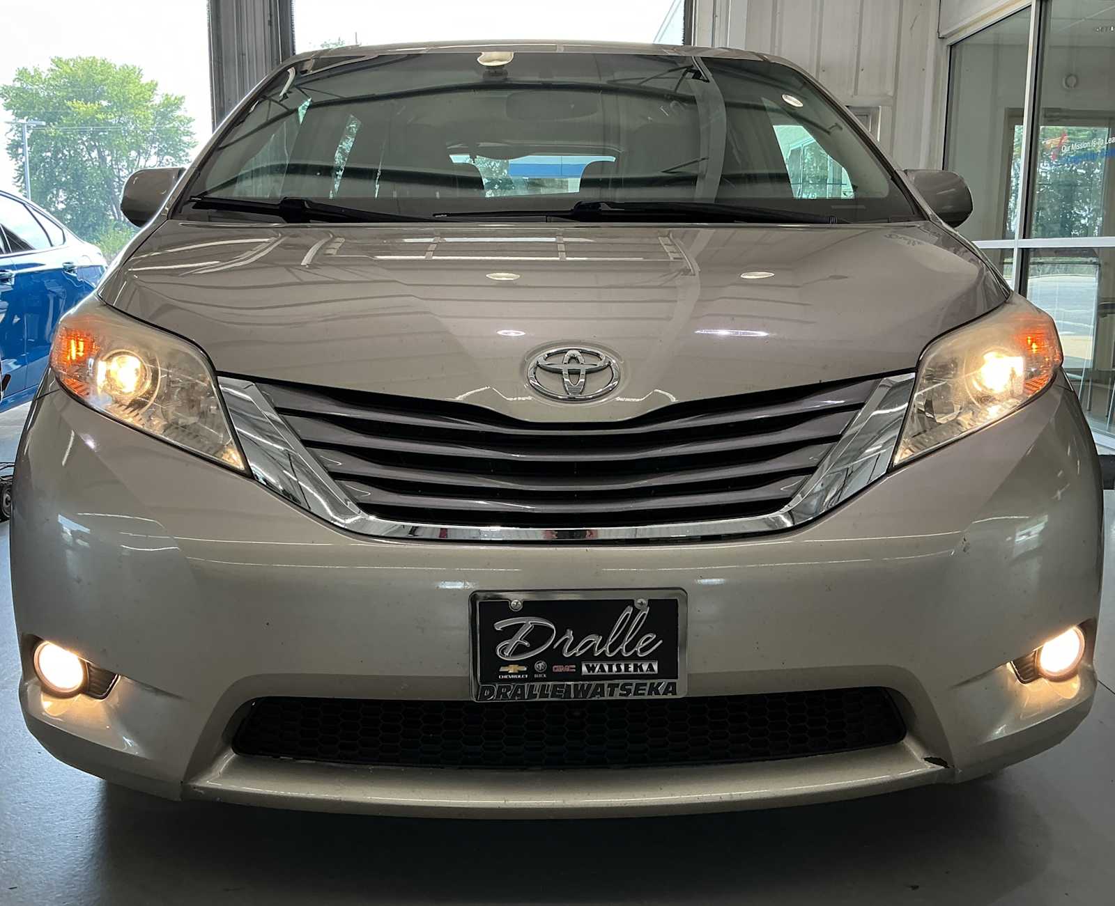 Used 2015 Toyota Sienna XLE Premium with VIN 5TDYK3DC6FS535505 for sale in Watseka, IL