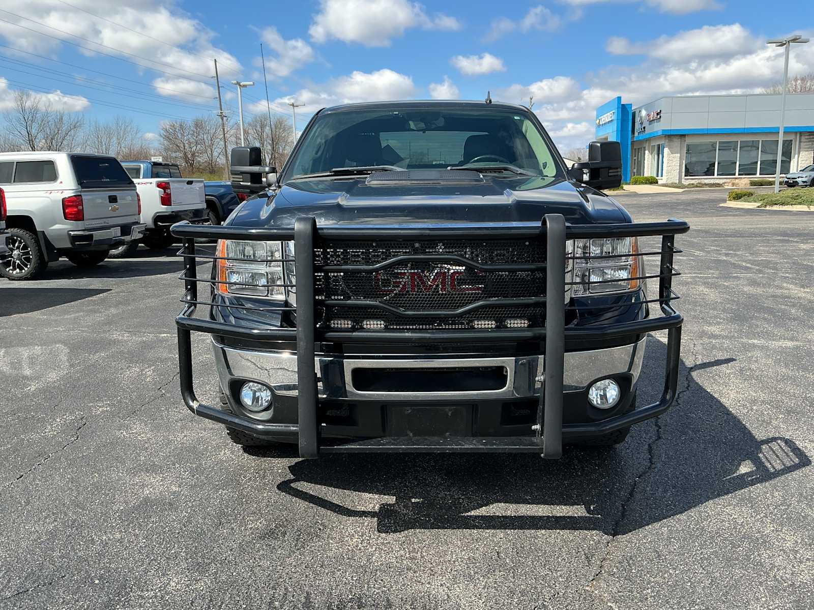 Used 2012 GMC Sierra 2500HD SLE with VIN 1GT120CG9CF108545 for sale in Watseka, IL