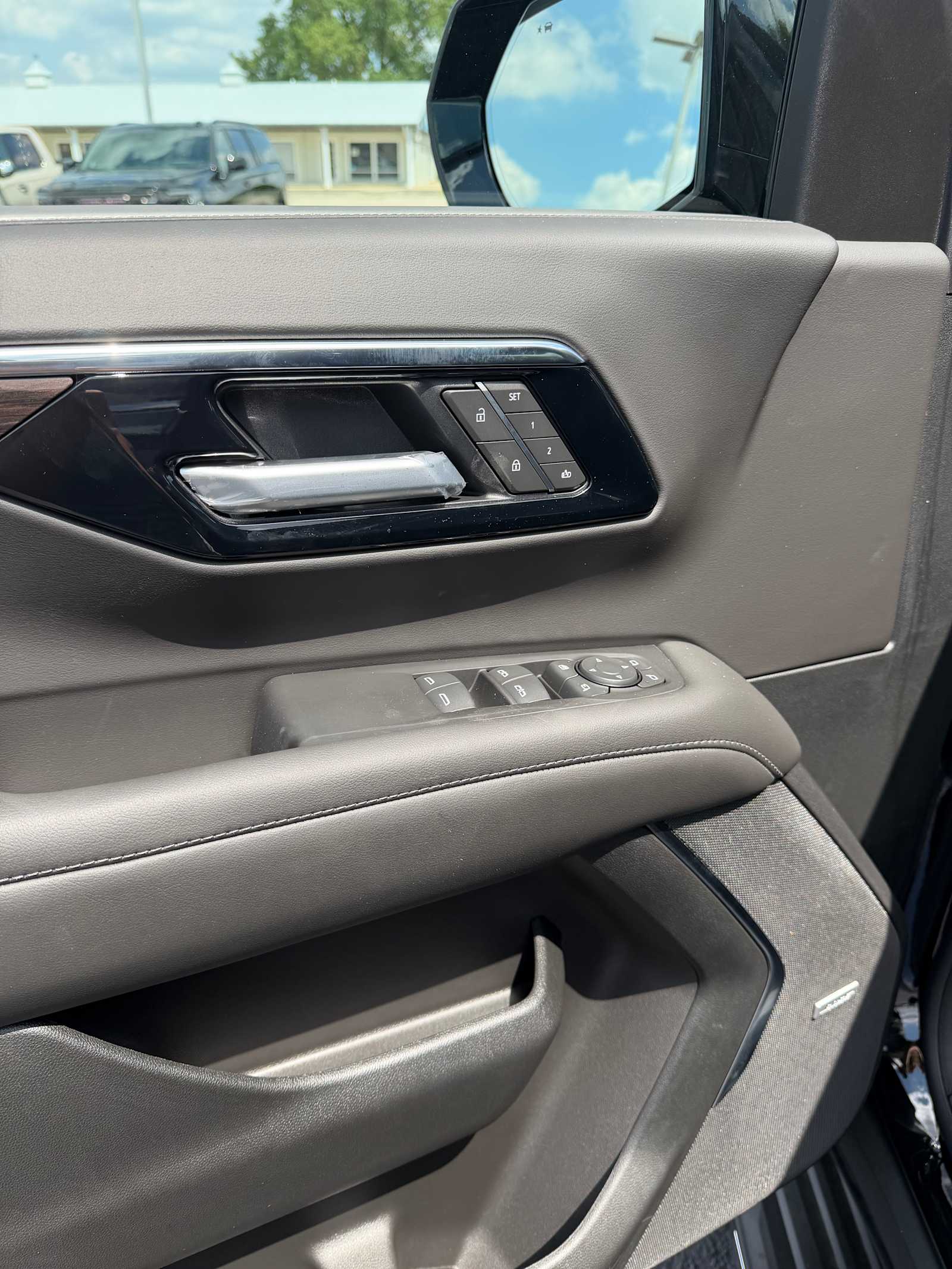 2026 Chevrolet Tahoe LT - Photo 20