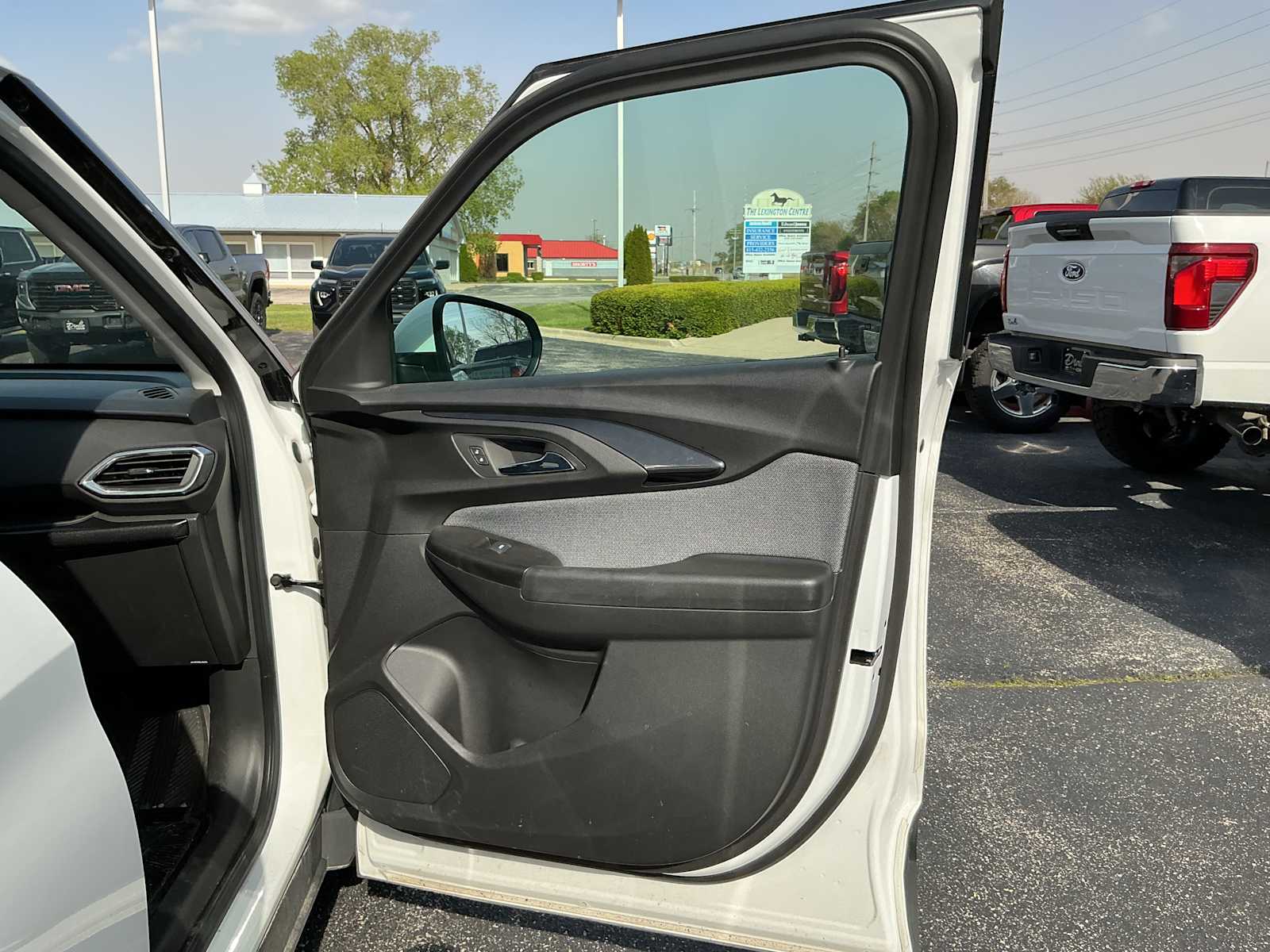2023 Chevrolet TrailBlazer LT - Photo 20