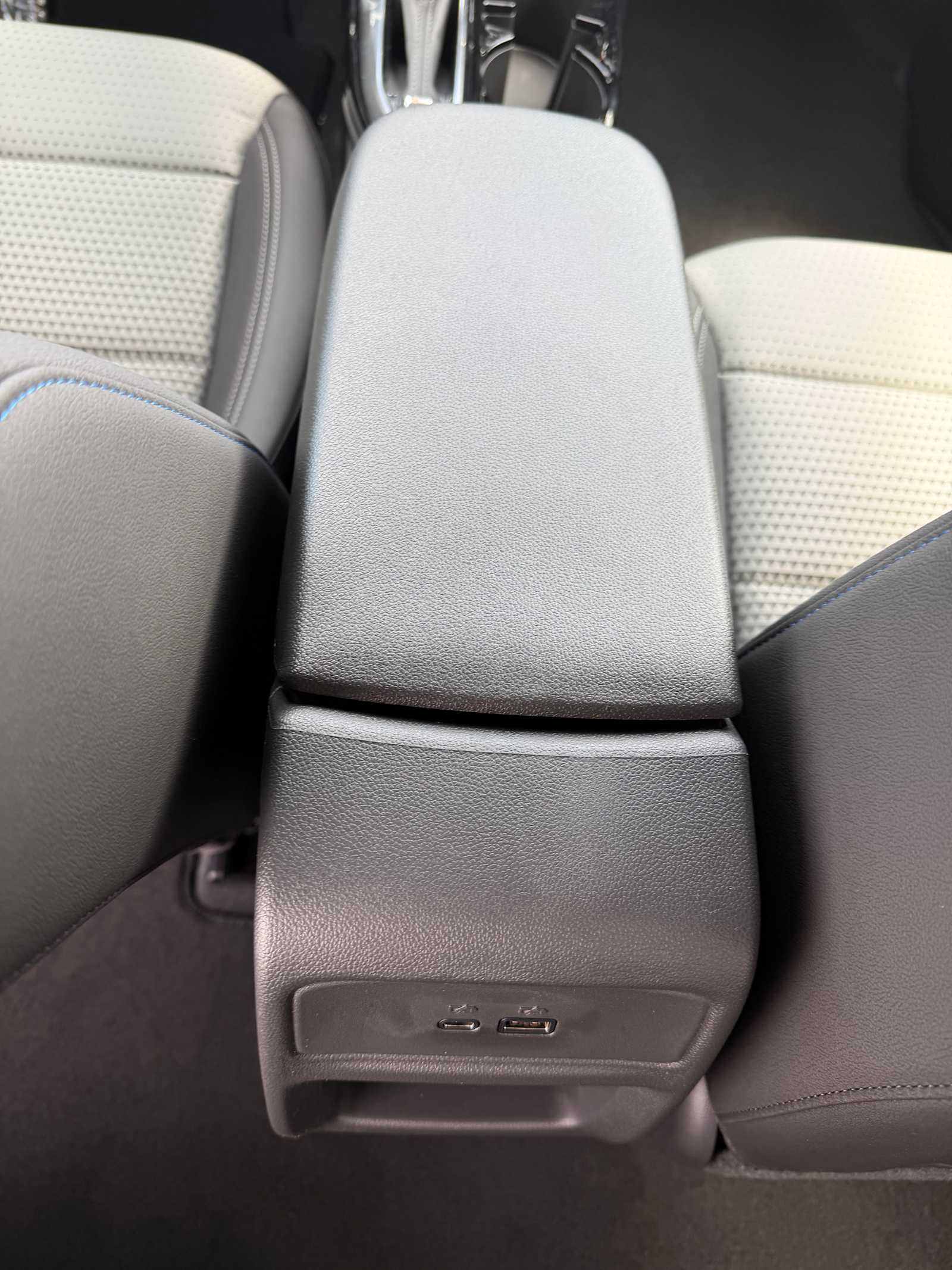 2026 Chevrolet Trax LT - Photo 18