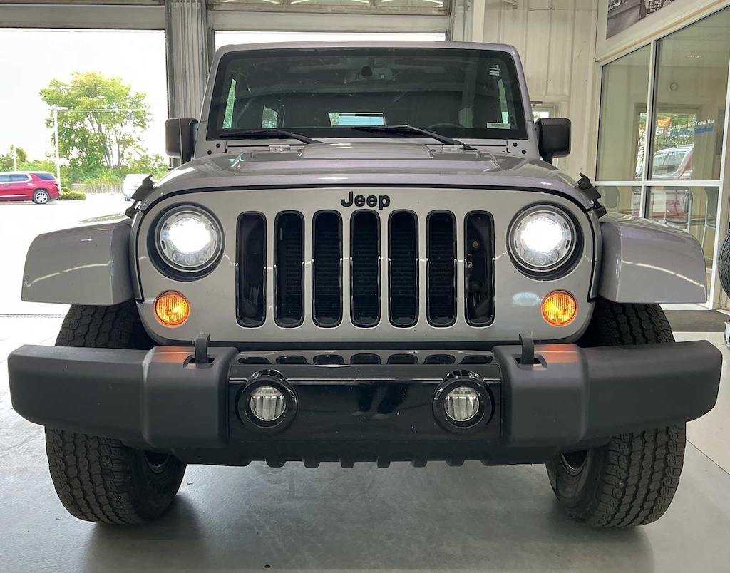 Used 2017 Jeep Wrangler Unlimited Smoky Mountain