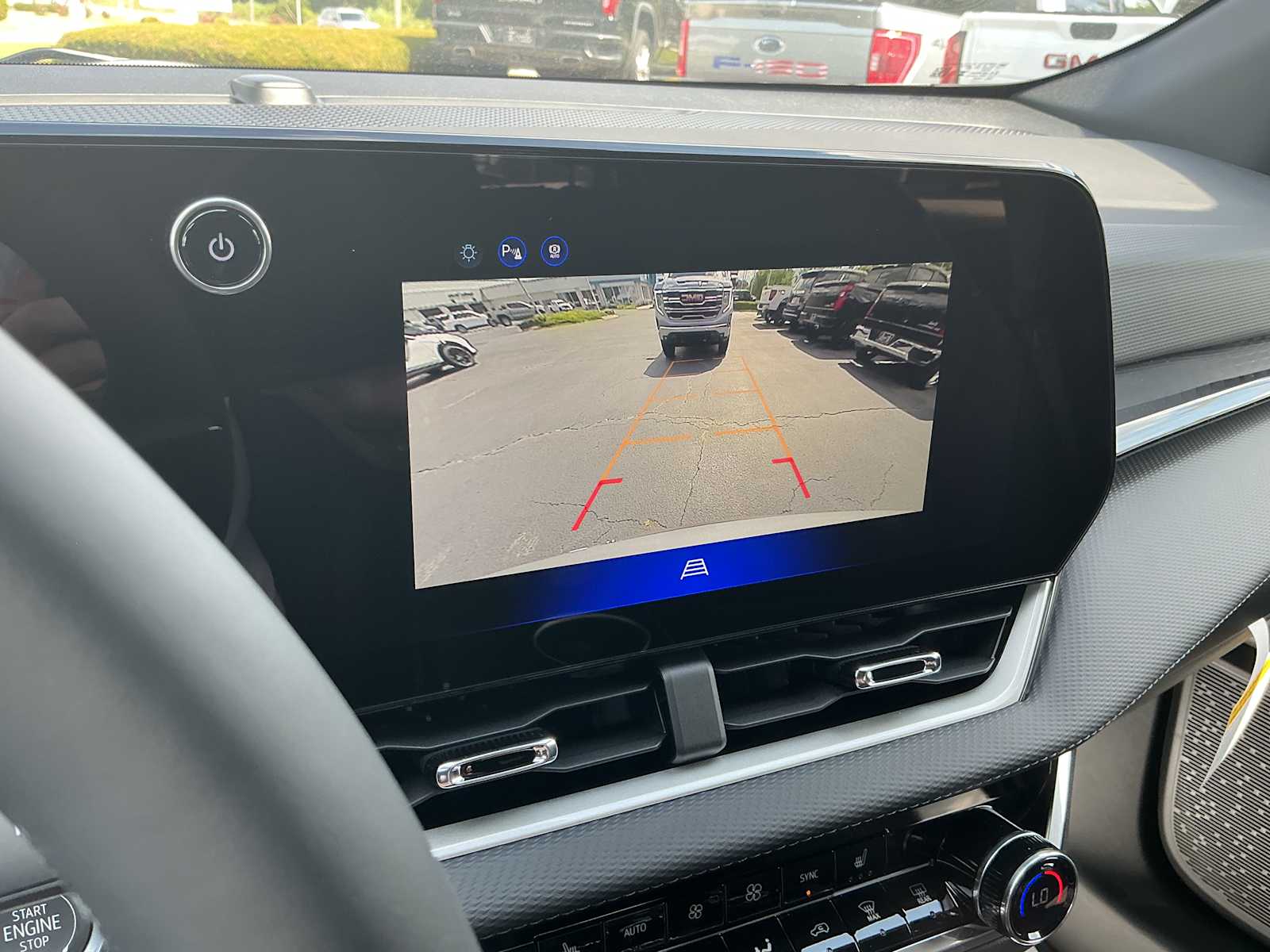 2027 Chevrolet Equinox LT - Photo 13
