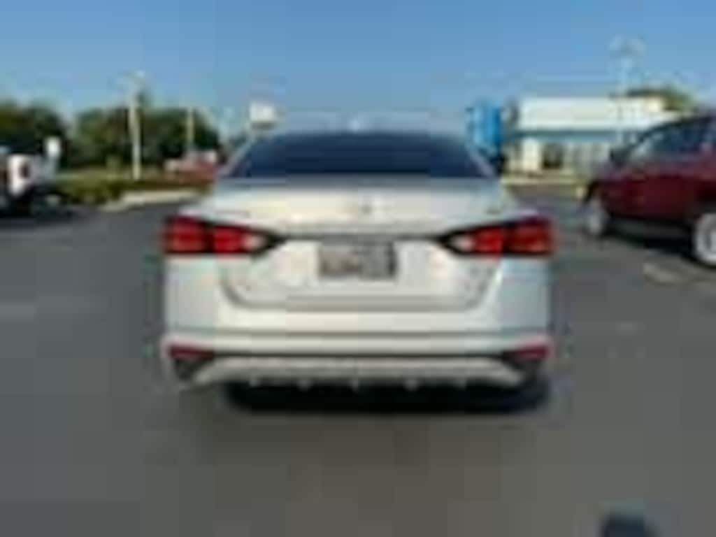Used 2024 Nissan Altima 2.5 SV
