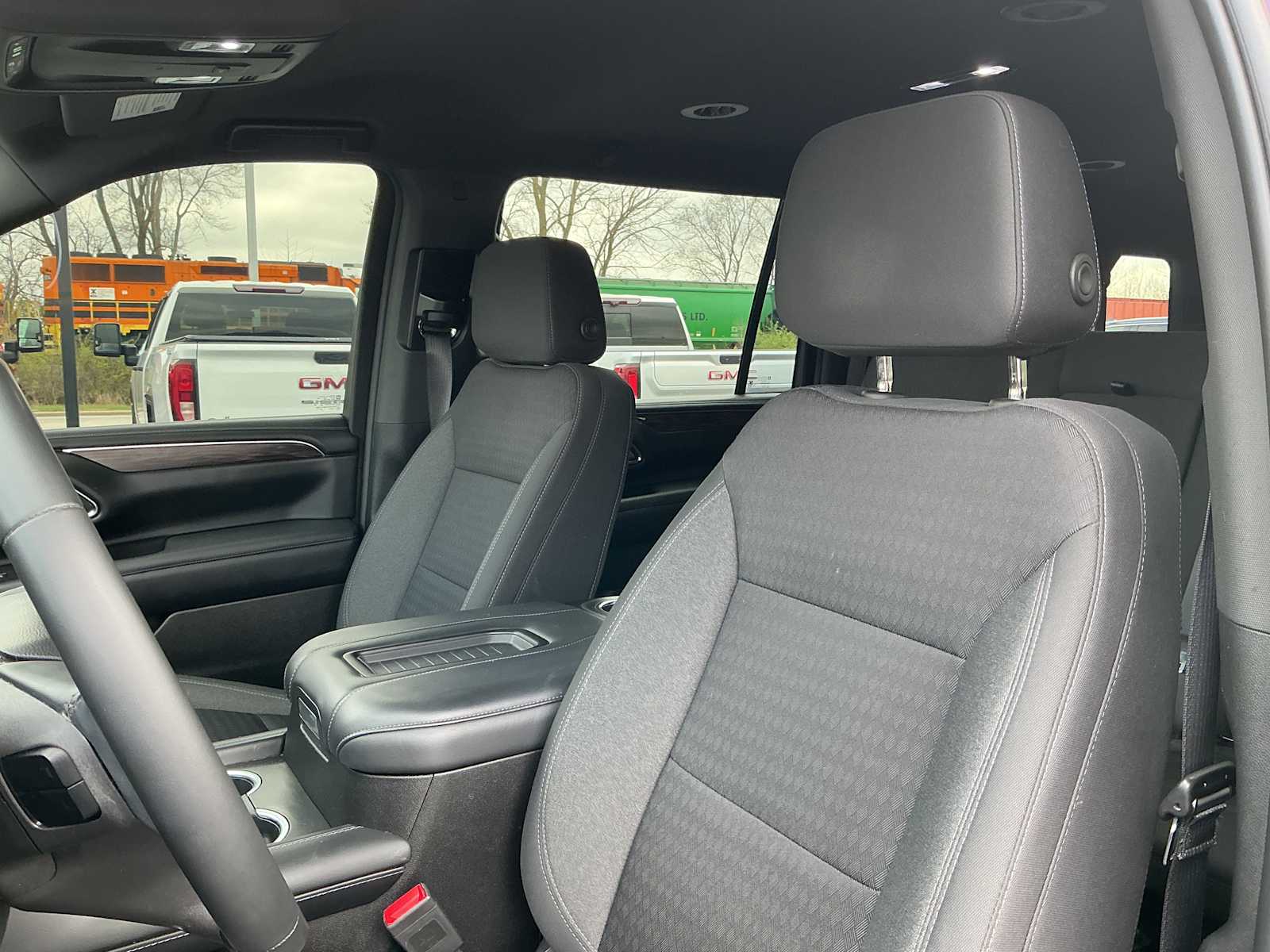 2023 Chevrolet Suburban LS - Photo 22