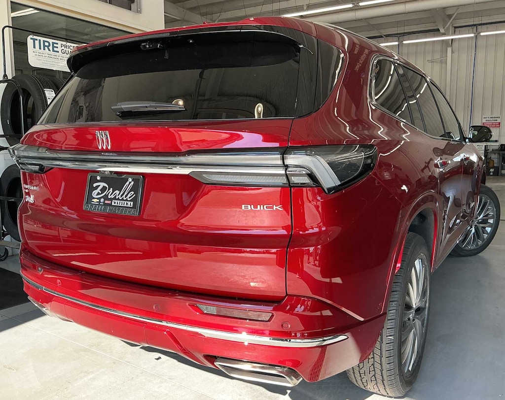 New 2026 Buick Enclave Avenir SUV