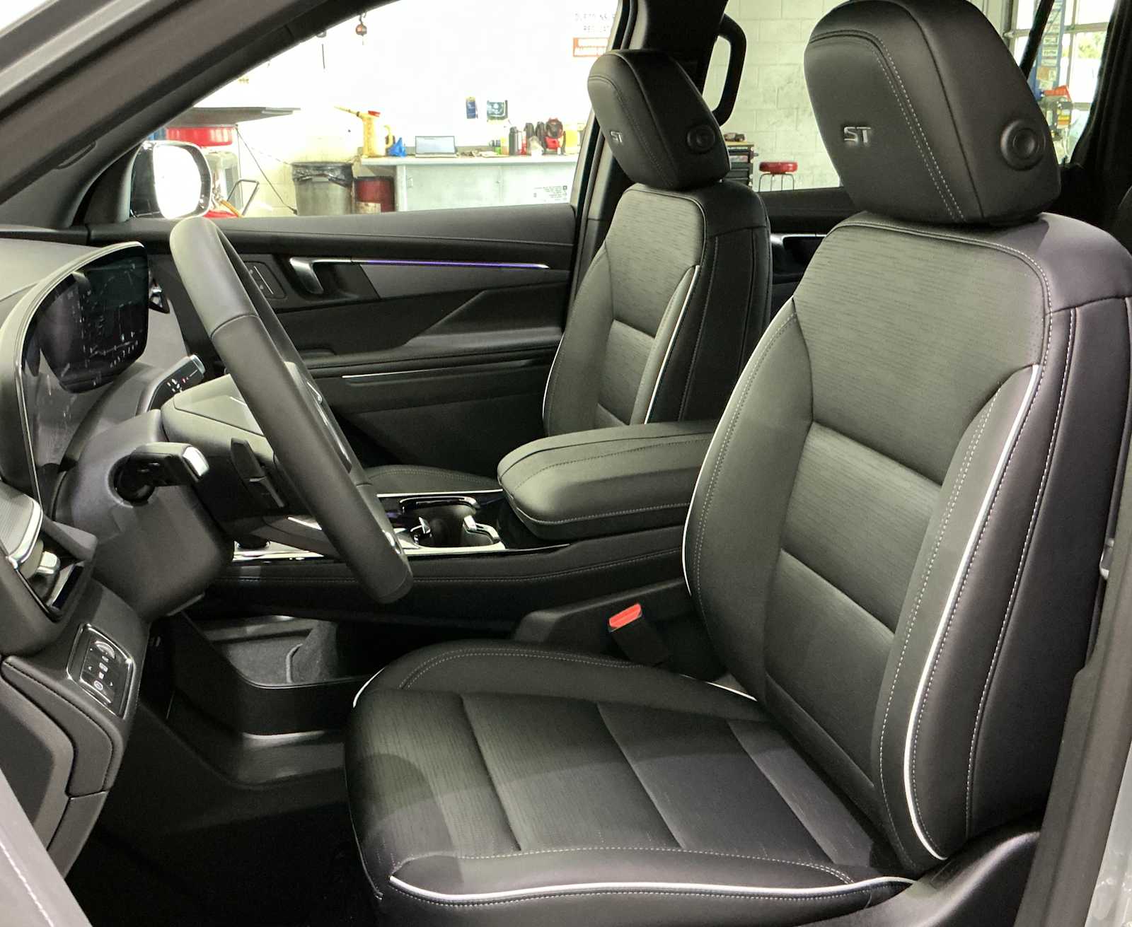 2026 Buick Enclave Sport Touring - Photo 22