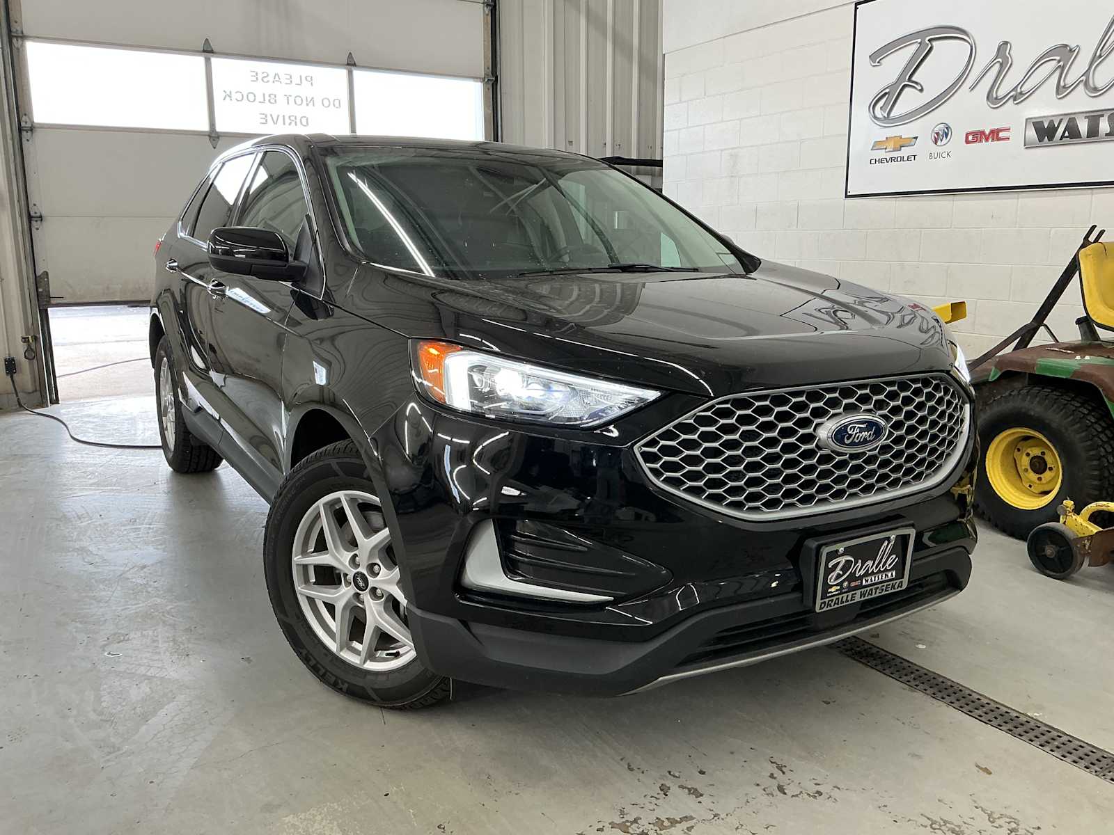 2024 Ford Edge SEL's photo