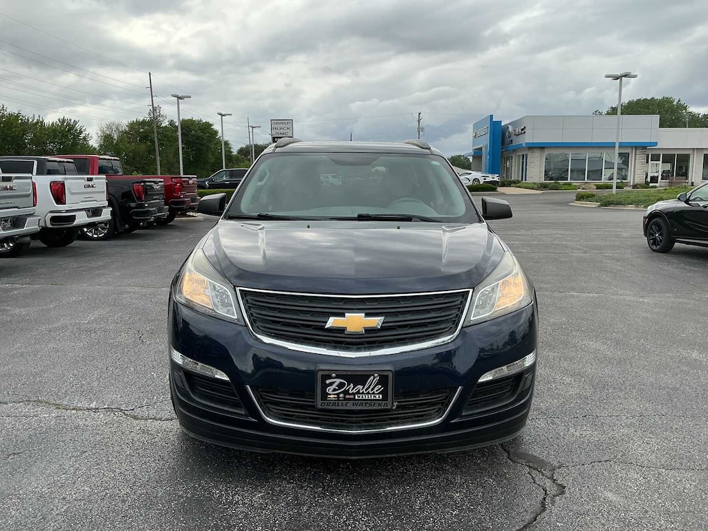 Used 2017 Chevrolet Traverse LS SUV