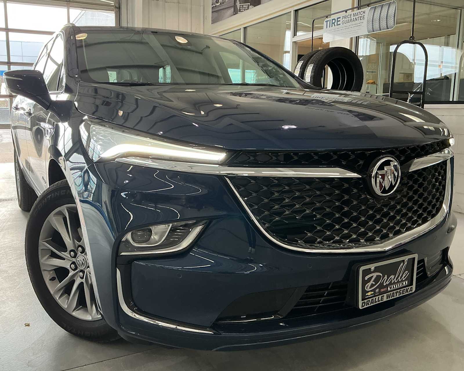 2023 Buick Enclave Avenir's photo