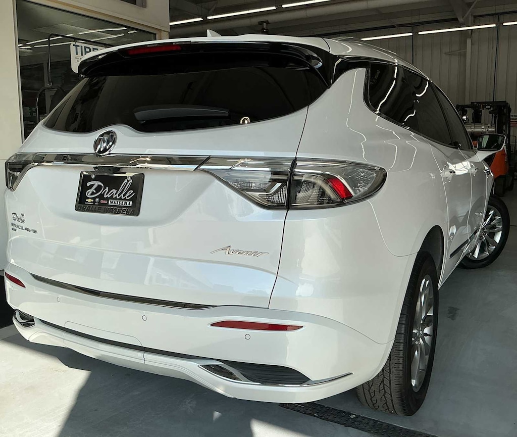 Used 2024 Buick Enclave Avenir SUV