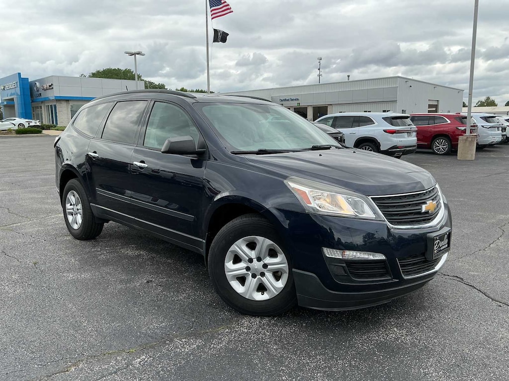 Used 2017 Chevrolet Traverse LS SUV