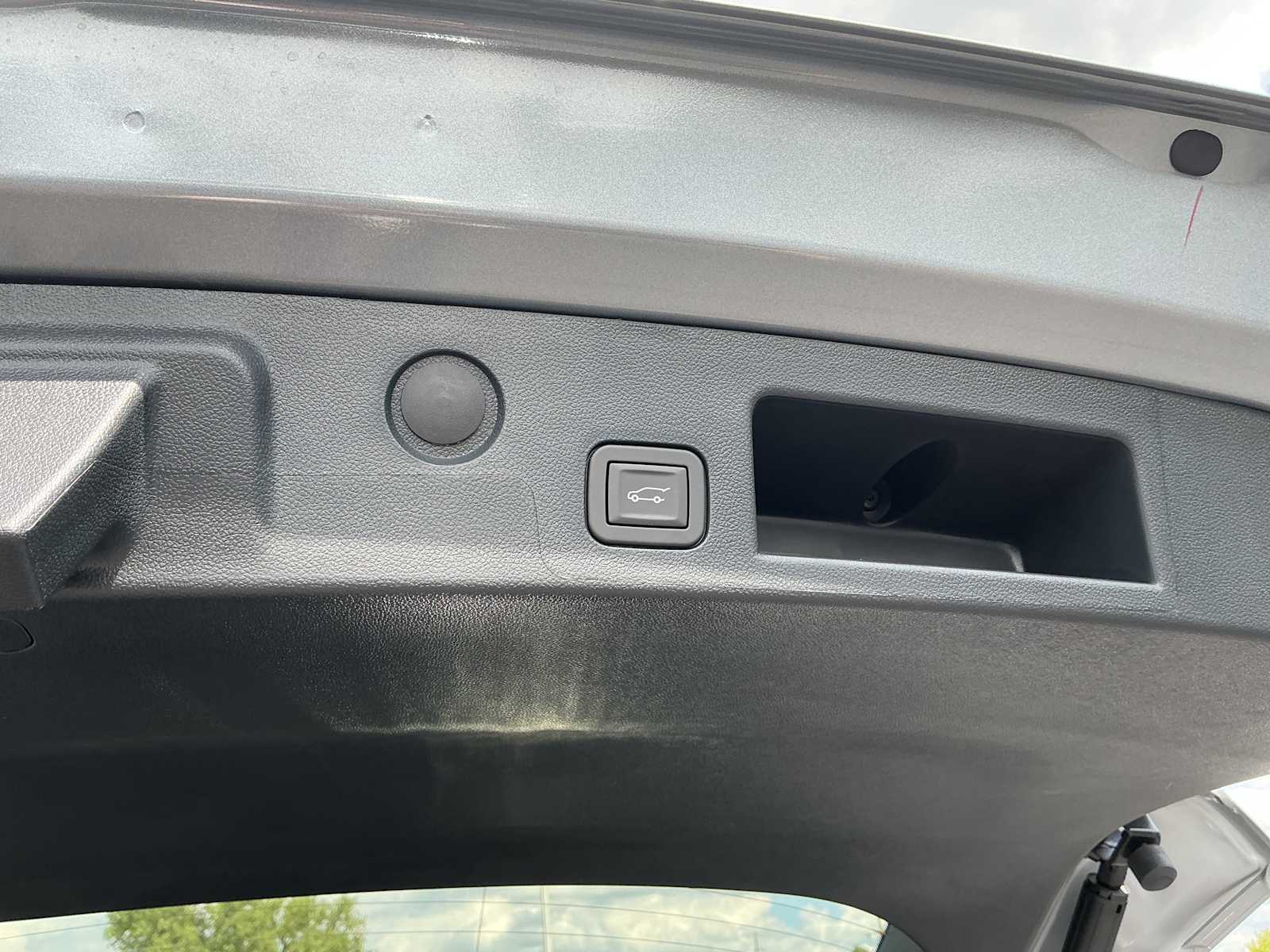2027 Chevrolet Equinox LT - Photo 31