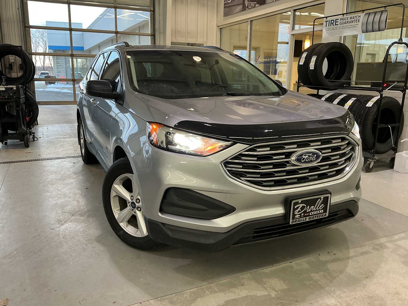 2020 Ford Edge SE