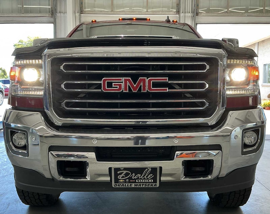 Used 2018 GMC Sierra 2500 HD SLT Truck