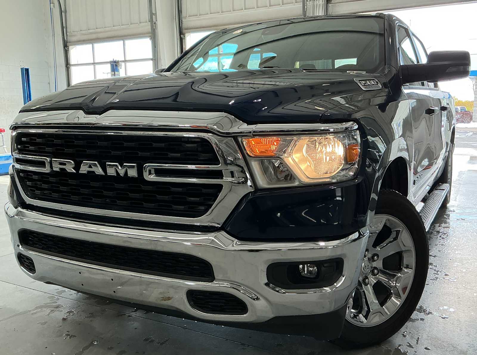 2023 Ram 1500 Big Horn photo 3