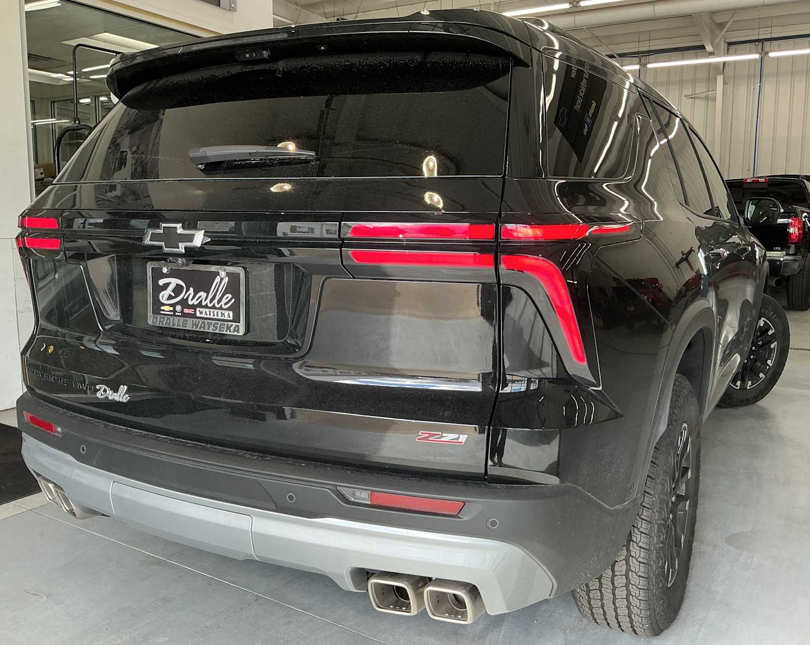 2026 Chevrolet Traverse Z71 photo 2