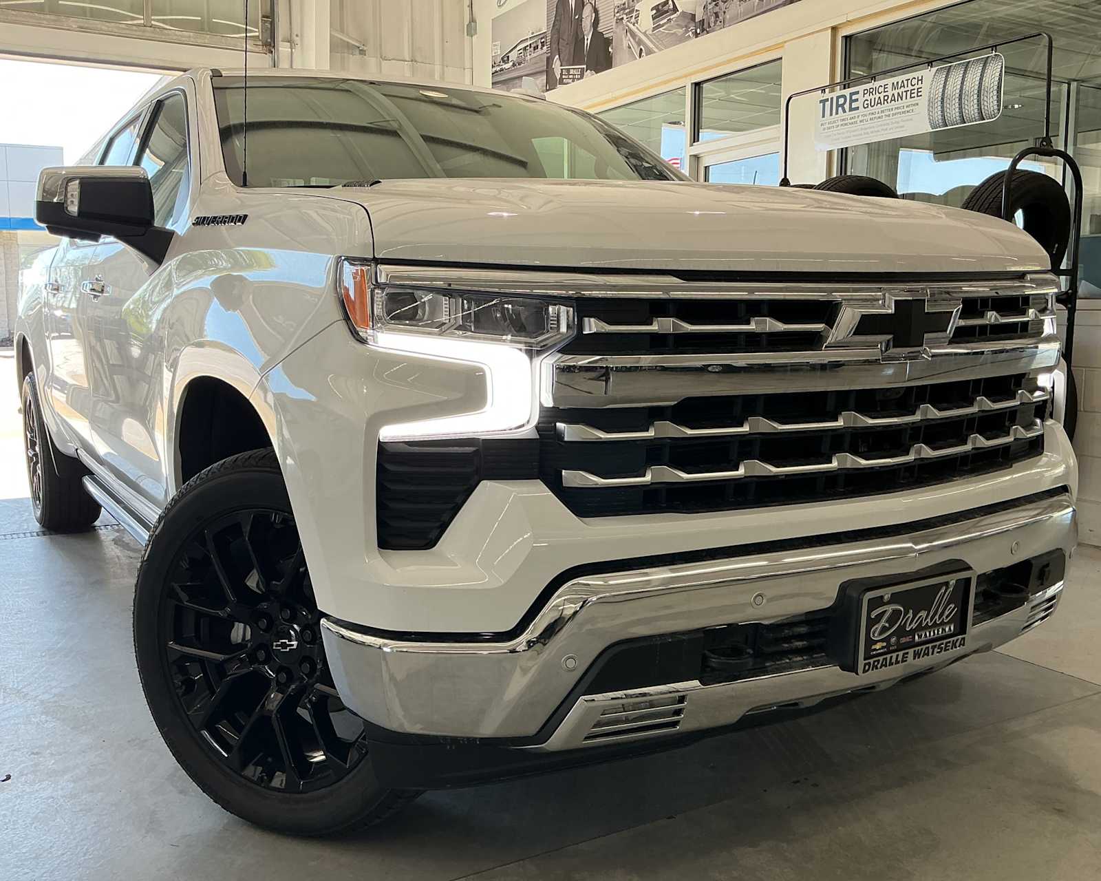 2026 Chevrolet Silverado 1500 LTZ's photo