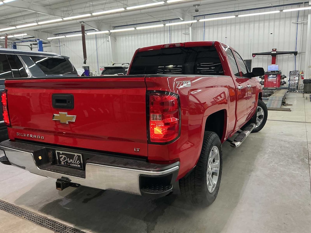 Used 2017 Chevrolet Silverado 1500 LT Truck
