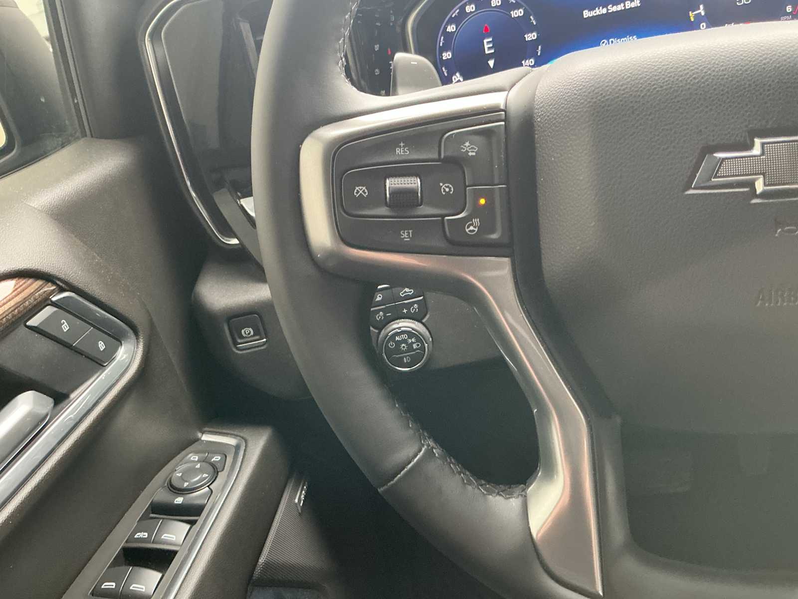 2025 Chevrolet Silverado 1500 LT Trail Boss - Photo 10