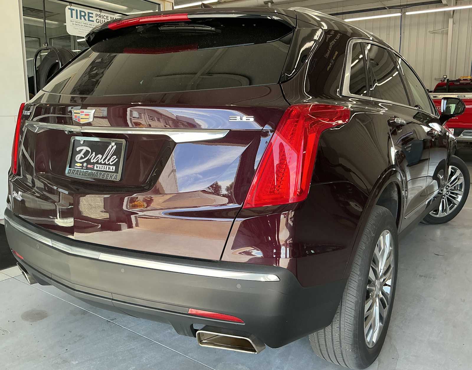 2018 Cadillac XT5 Premium Luxury photo 4