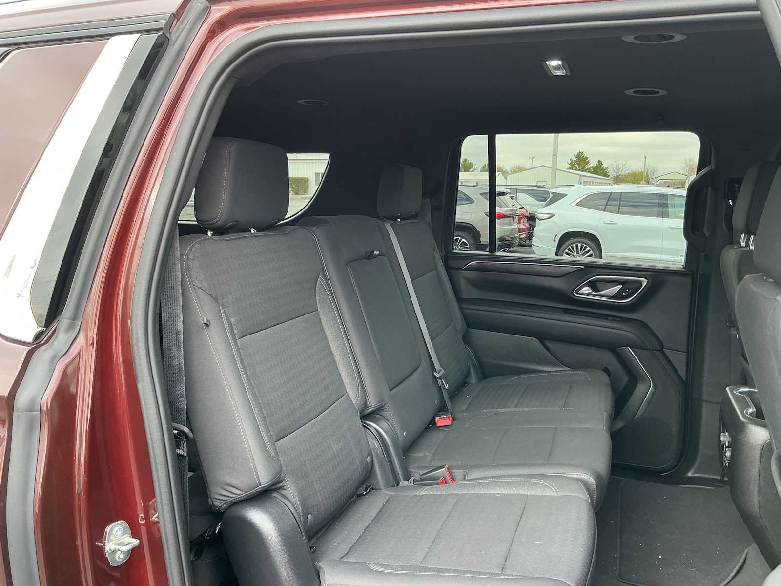 2023 Chevrolet Suburban LS - Photo 24