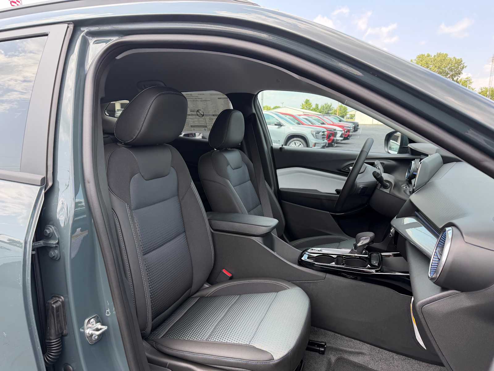 2026 Chevrolet Trax LT - Photo 16