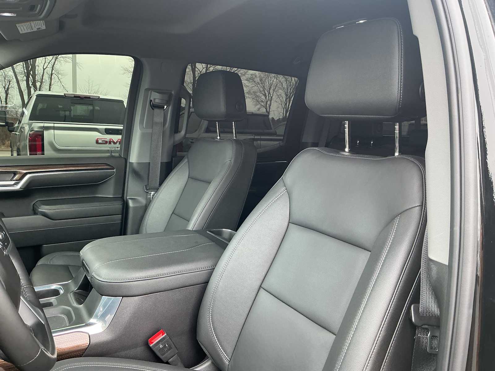 2025 Chevrolet Silverado 1500 LT Trail Boss - Photo 22