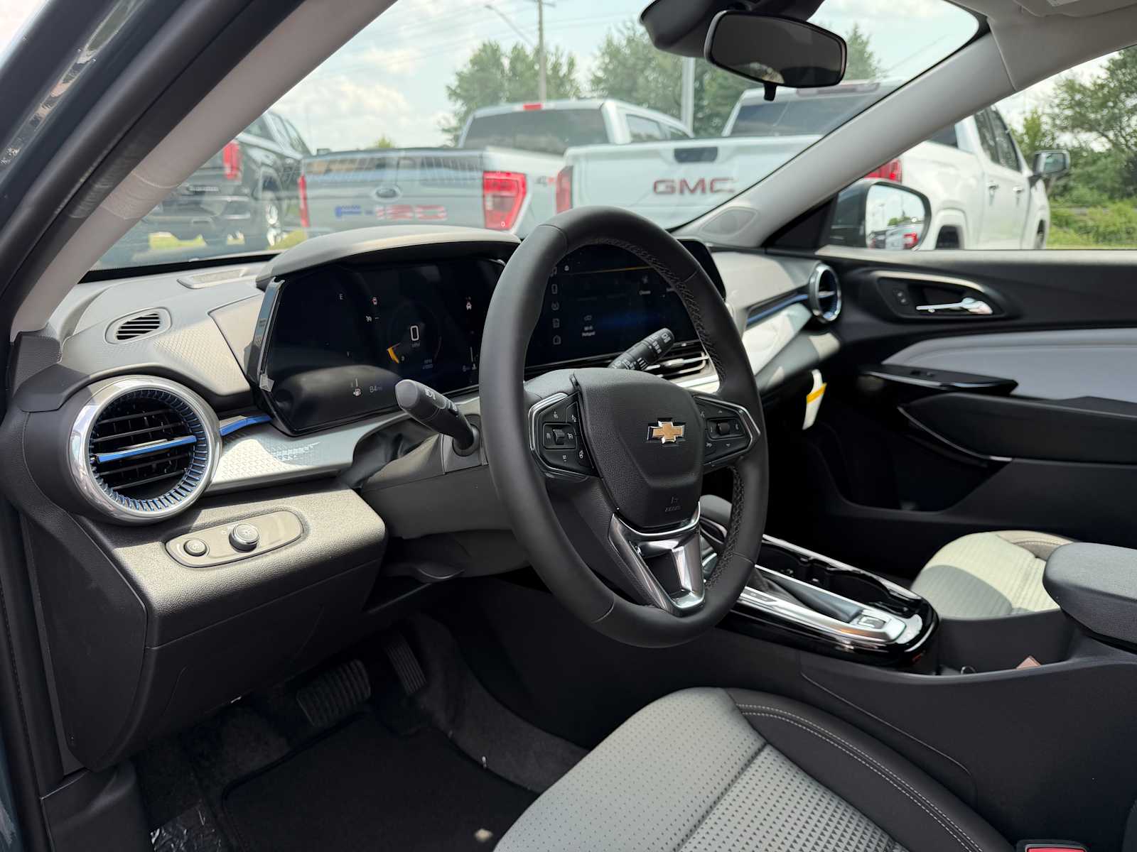 2026 Chevrolet Trax LT - Photo 17