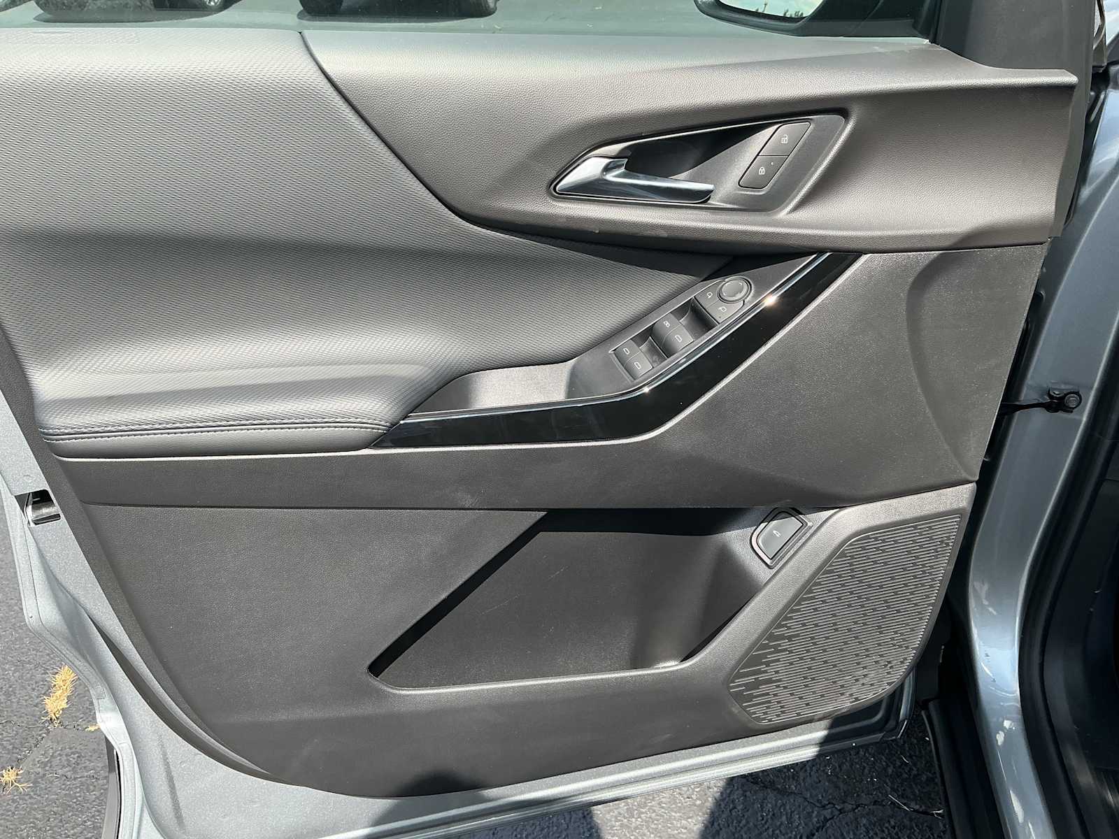 2027 Chevrolet Equinox LT - Photo 20