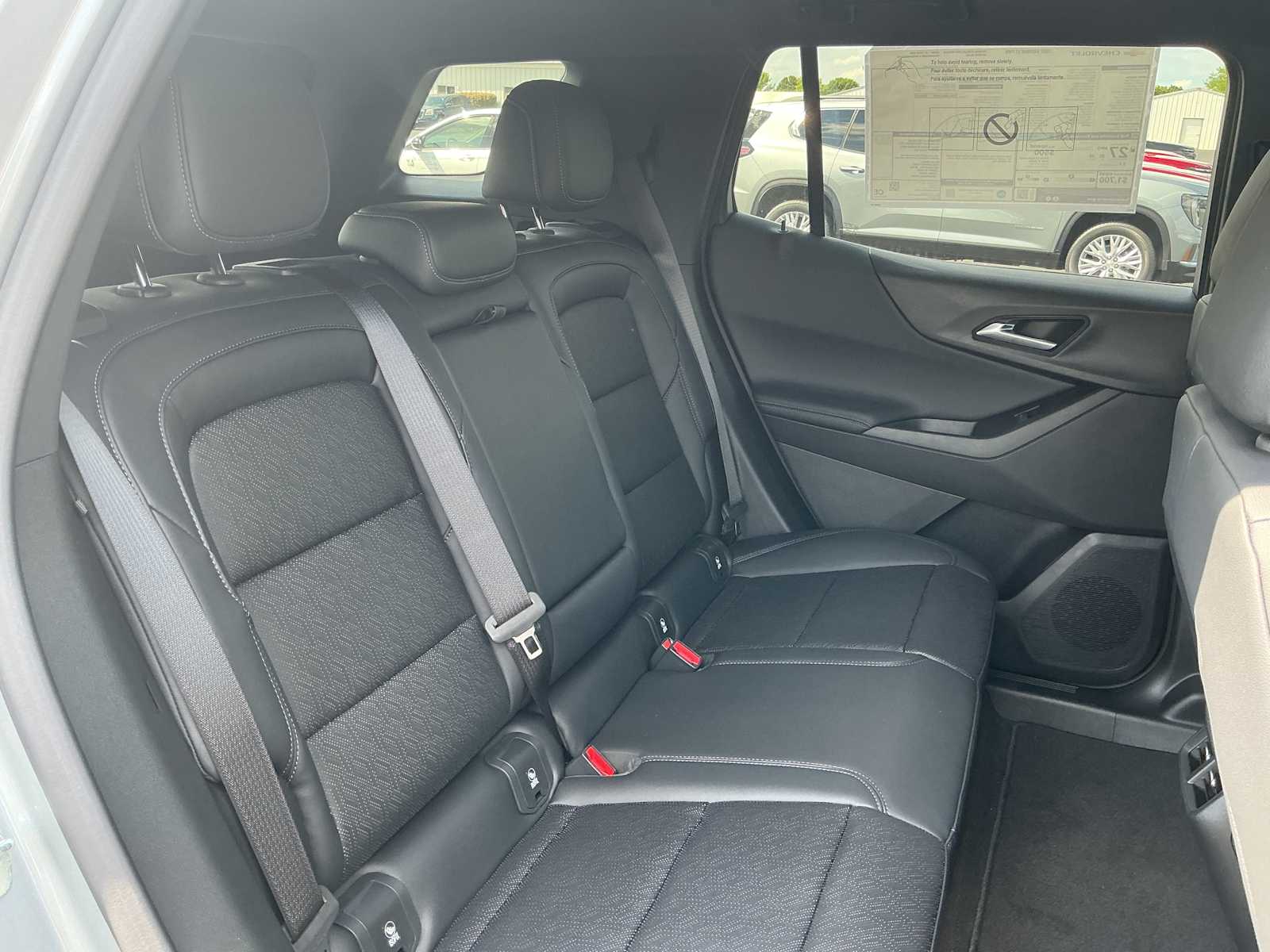 2027 Chevrolet Equinox LT - Photo 24