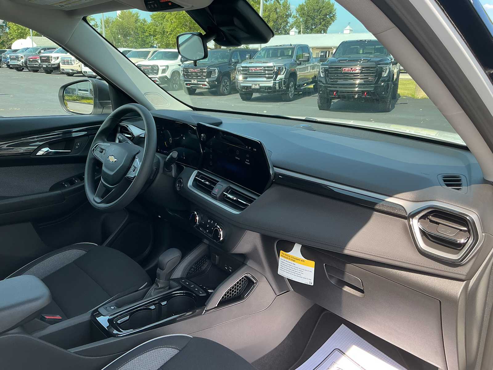 2026 Chevrolet Trailblazer LS - Photo 25