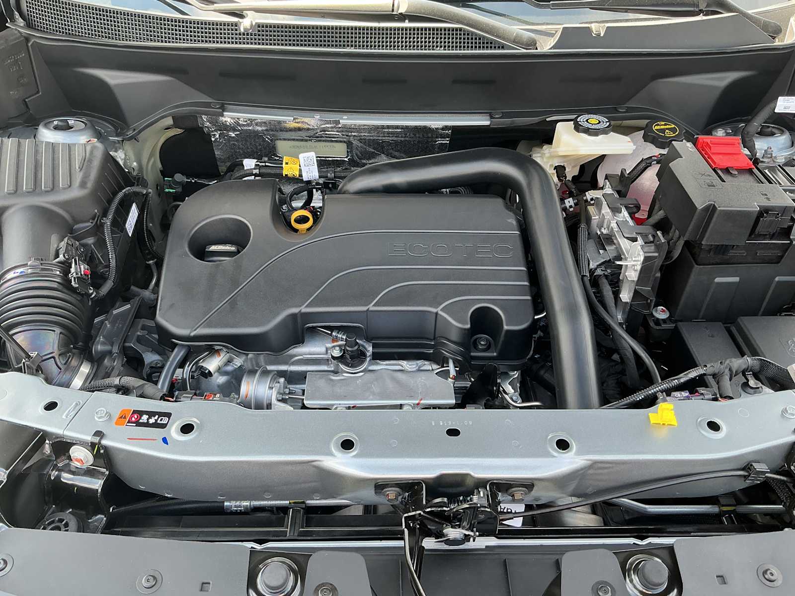 2027 Chevrolet Equinox LT - Photo 28