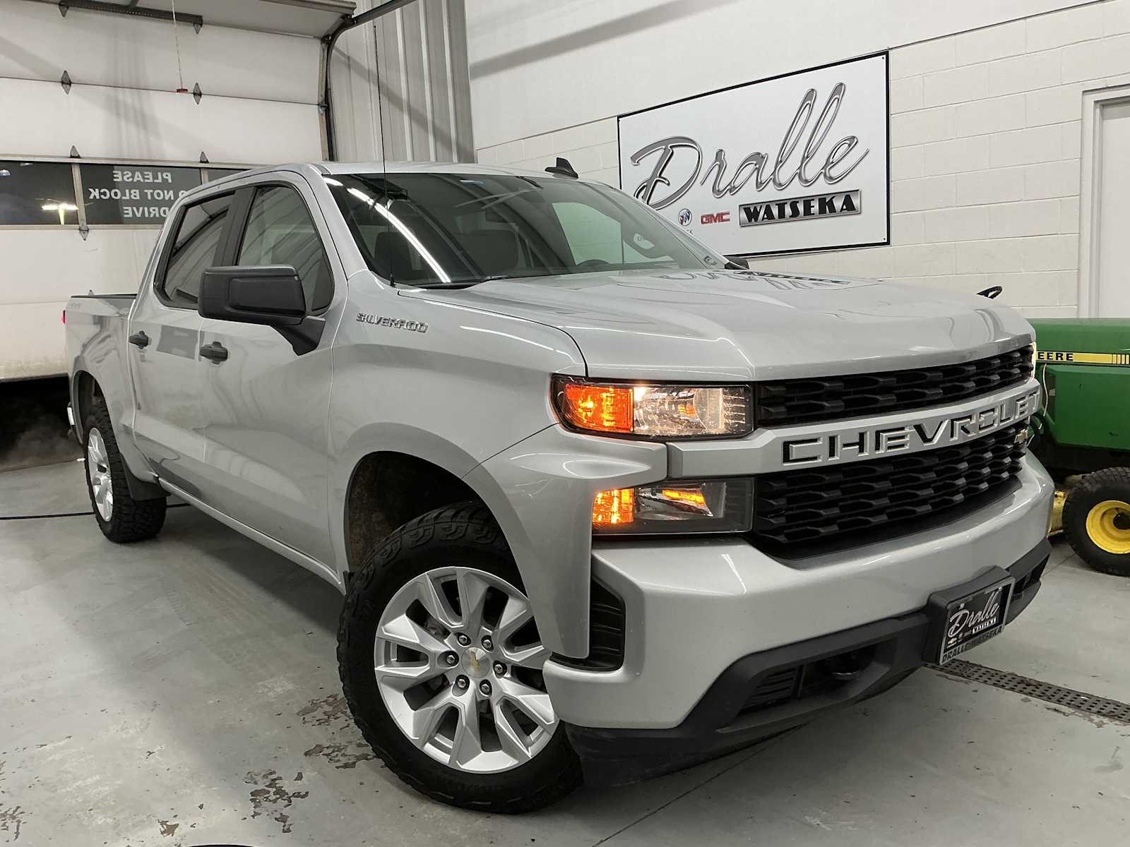 2021 Chevrolet Silverado 1500 Custom's photo