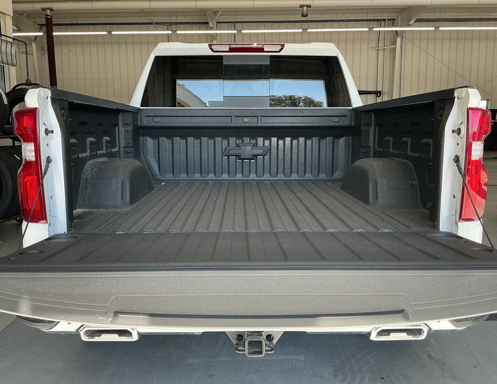 2026 Chevrolet Silverado 1500 LTZ - Photo 31