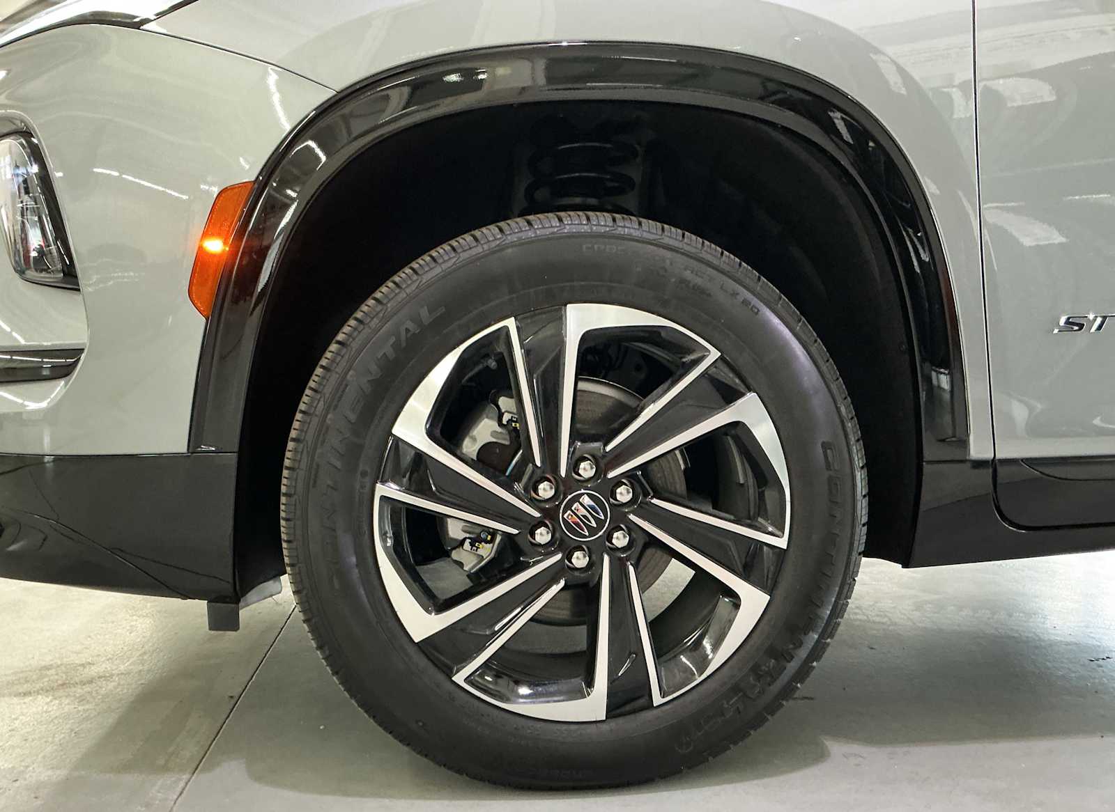 2026 Buick Enclave Sport Touring - Photo 32