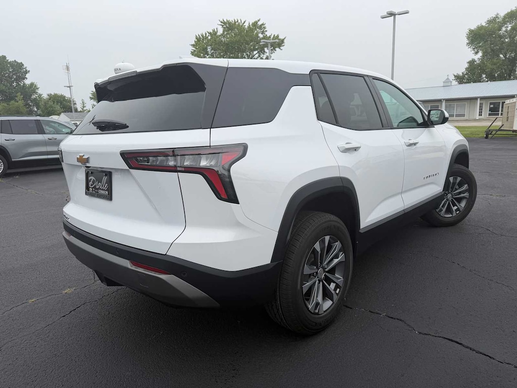 New 2027 Chevrolet Equinox LT SUV